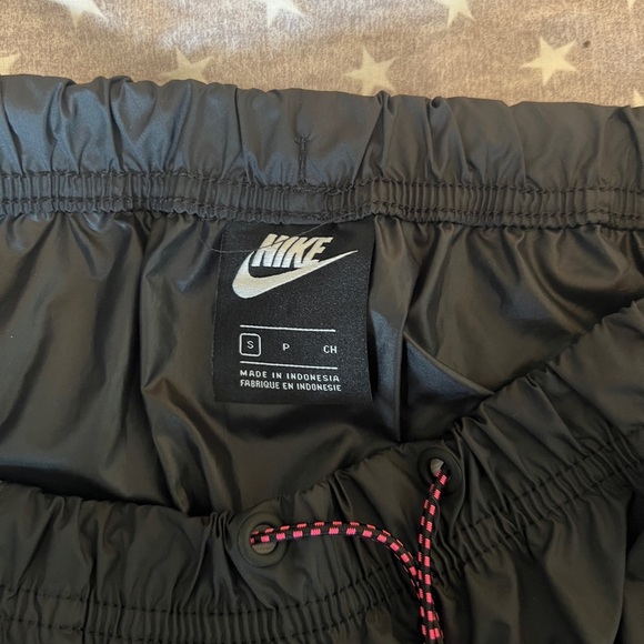 Icon Clash Nike Nylon Black Green Drawstring Cargo Skirt - size S - Picture 10 of 10